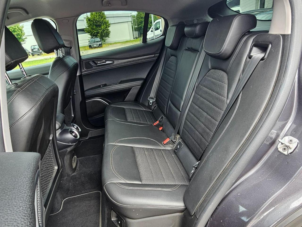 Alfa Romeo Stelvio 2.2 Turbodiesel 210 CV AT8 Q4 Super/Motore nuovo