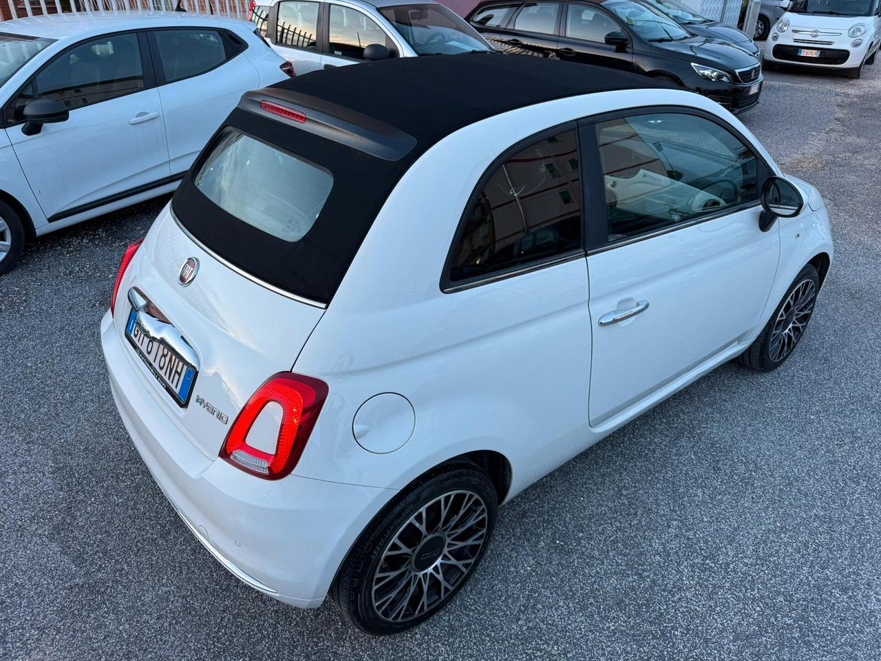 Fiat 500 Cabrio 1.0 Hybrid Dolcevita