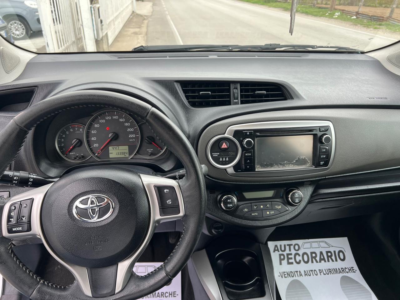 Toyota Yaris 1.0 5 porte Lounge