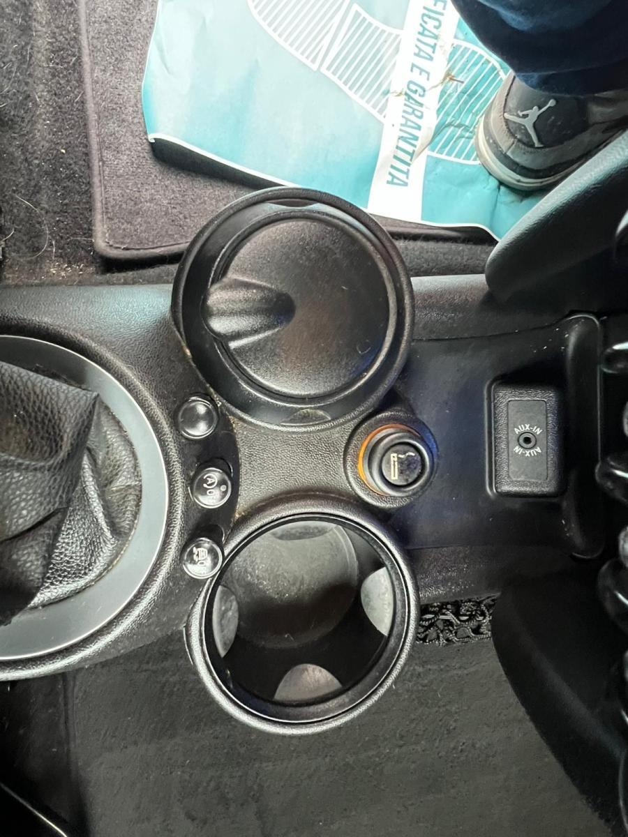 MINI - Cabrio - 1.6 16V Cooper D CABRIO