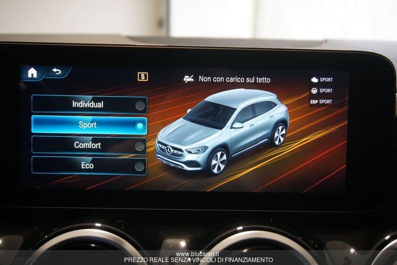 Mercedes-Benz GLA GLA 200 d Automatic Premium