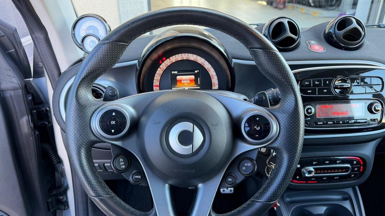 Smart ForTwo 70 1.0 twinamic Superpassion