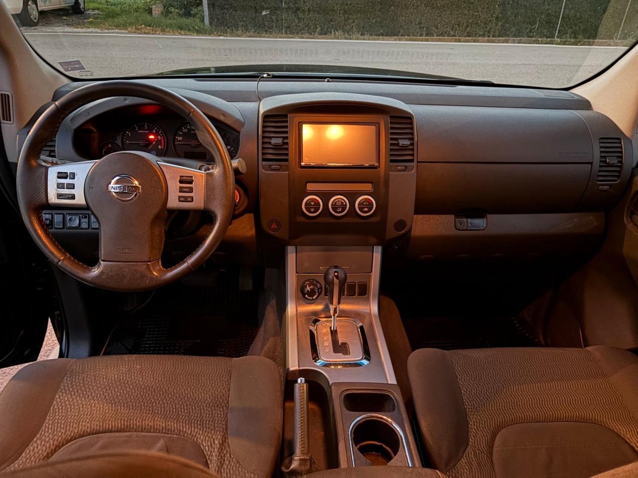 Nissan Navara 2.5 dCi 190CV 4 porte Double Cab XE