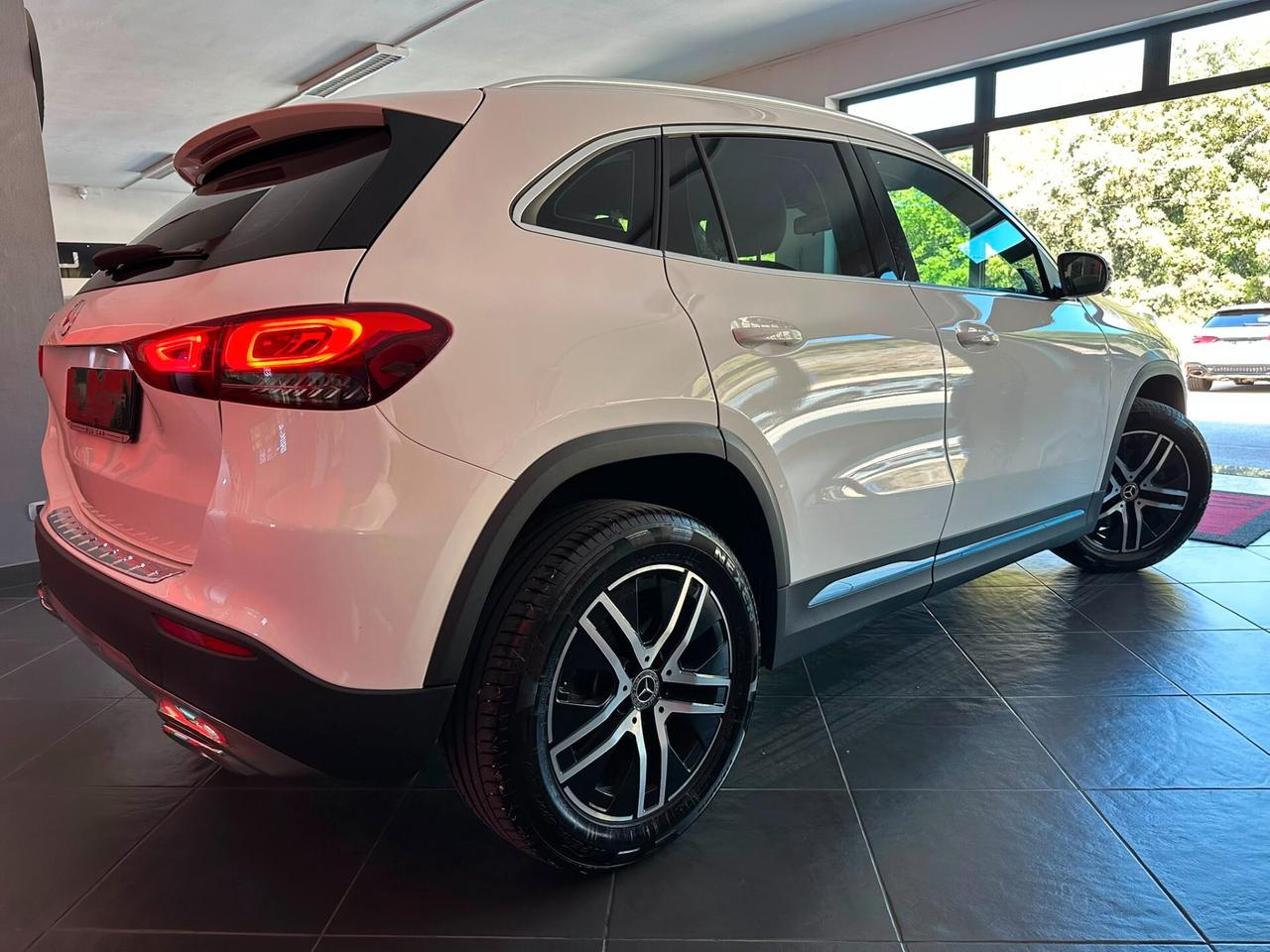 MERCEDES GLA 200d SPORT 150cv AUT
