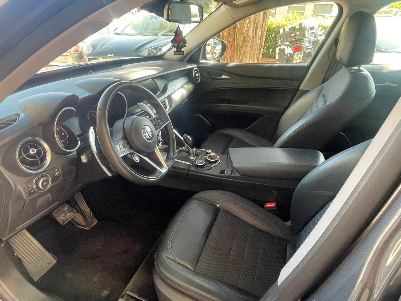 Alfa Romeo Stelvio 2.2 Turbodiesel 190 CV AT8 Q4 Business