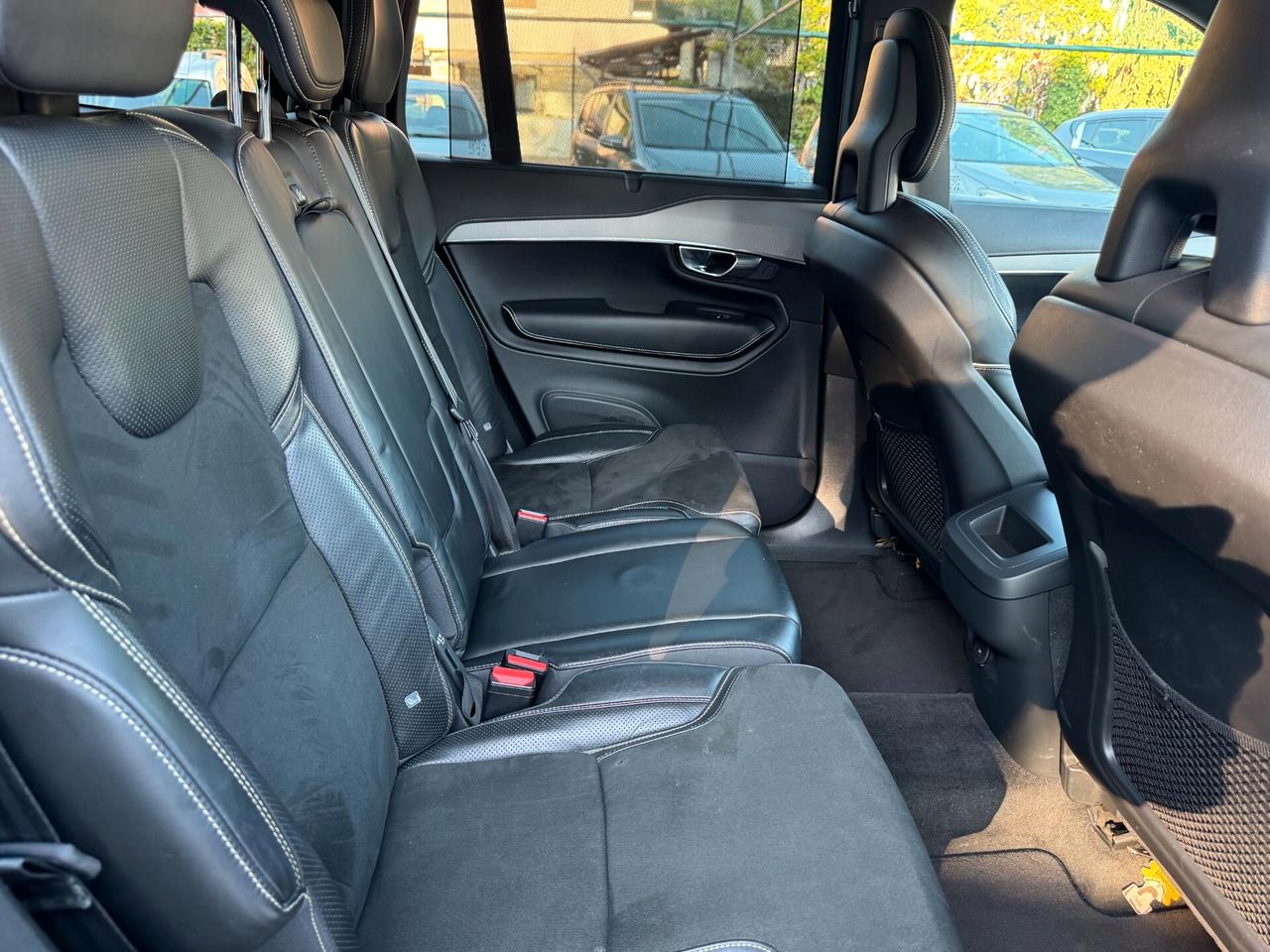 Volvo XC 90 XC90 B5 (d) AWD Geartronic 7 posti R-design