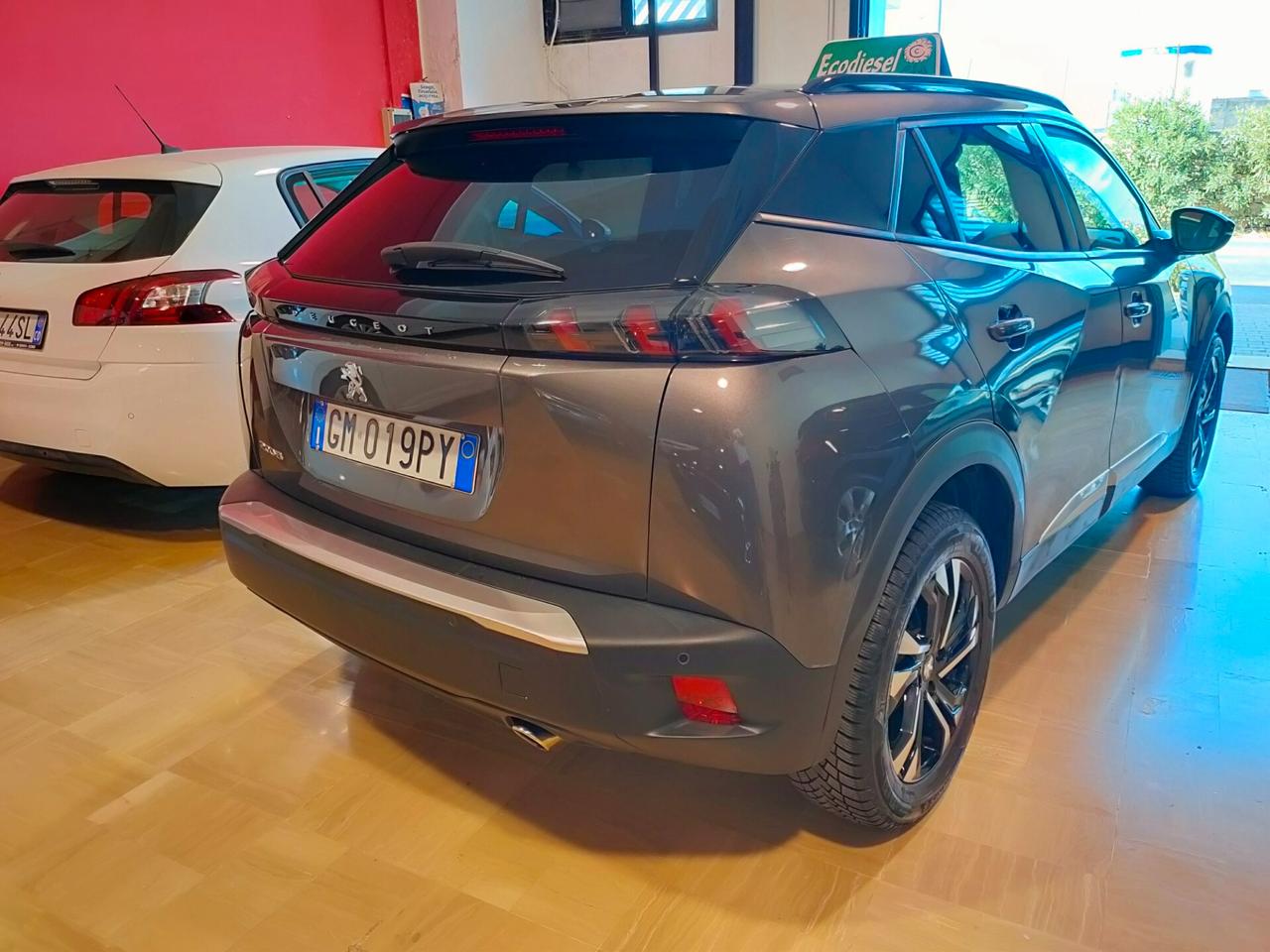 Peugeot 2008 BlueHDi 130 S&S EAT8 Allure