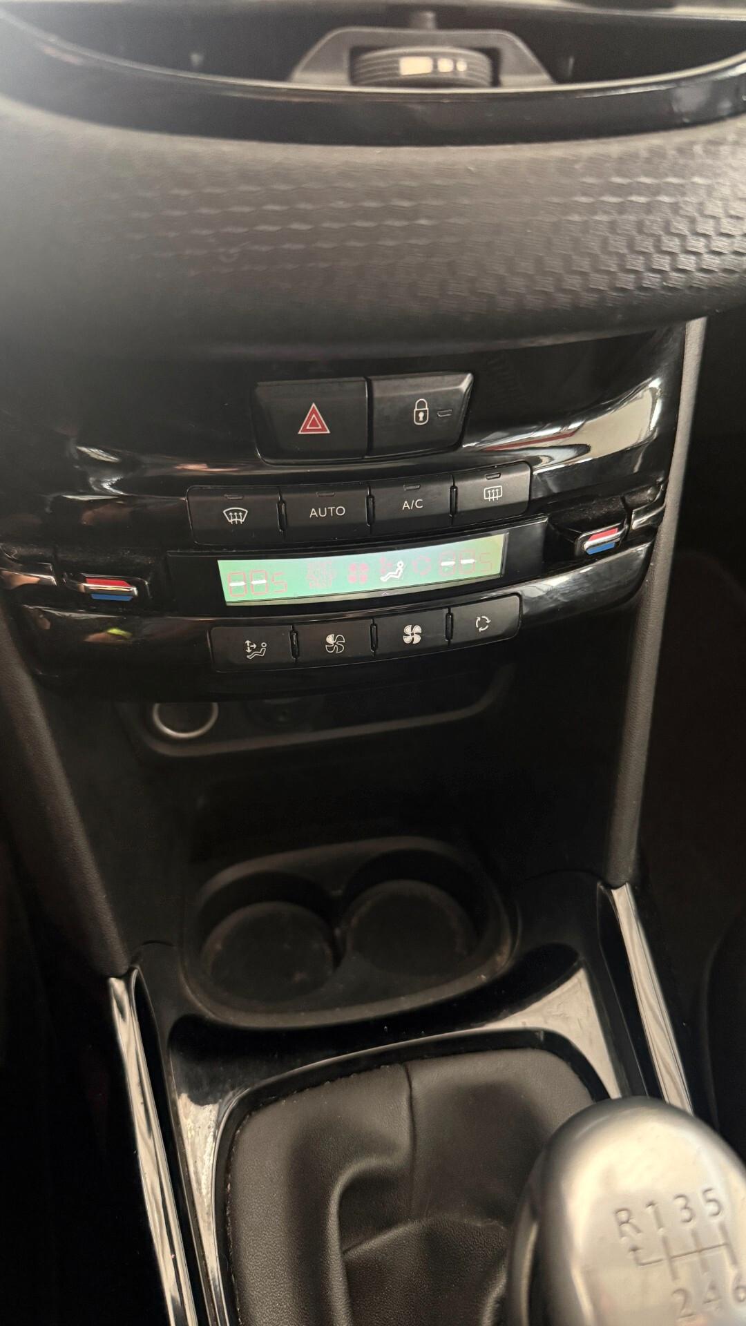 Peugeot 2008 BlueHDi 120 S&S Allure
