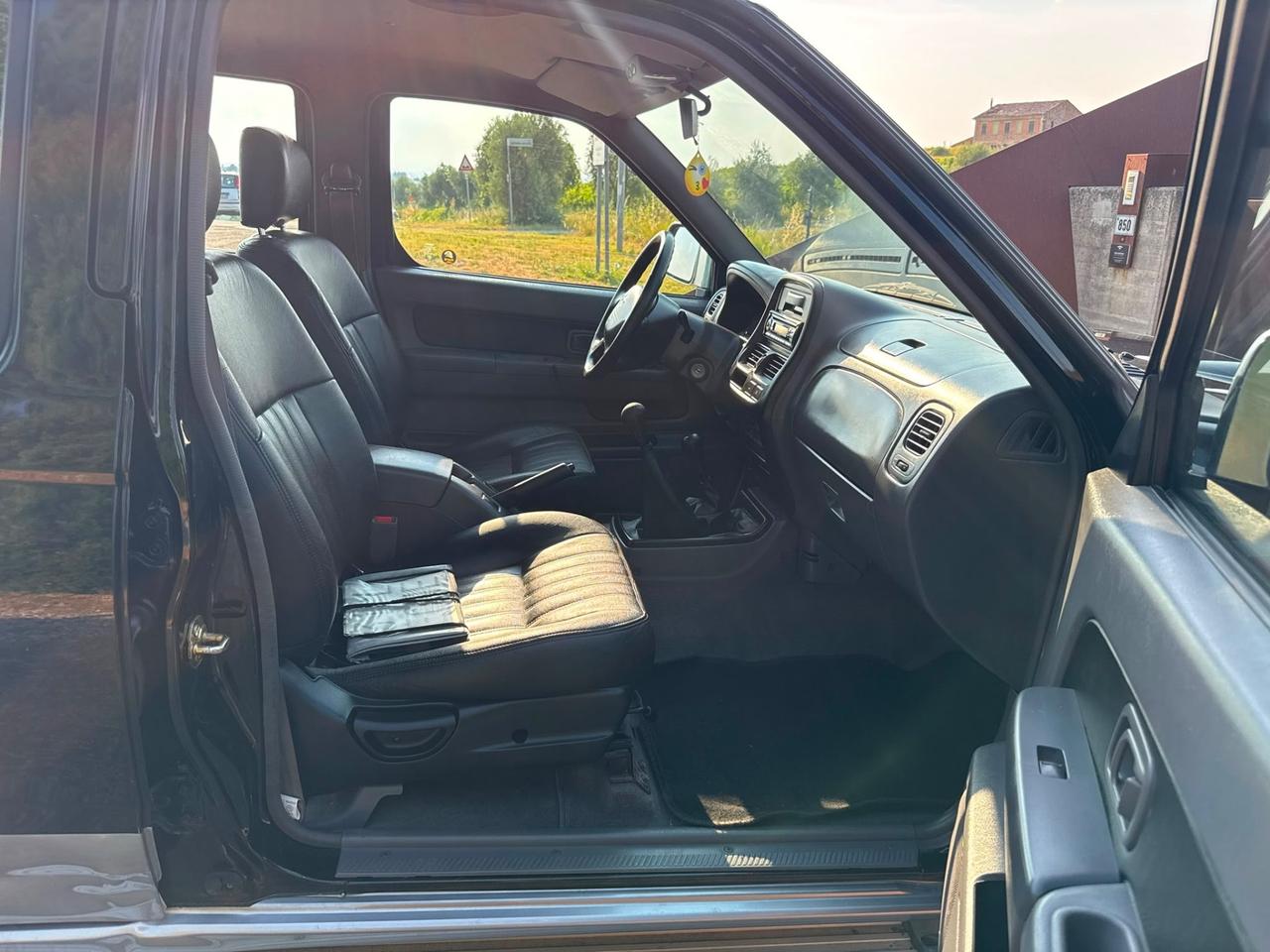 Nissan Pick Up Pick-up 2.5 TD 4 porte Double Cab Navara 2WD