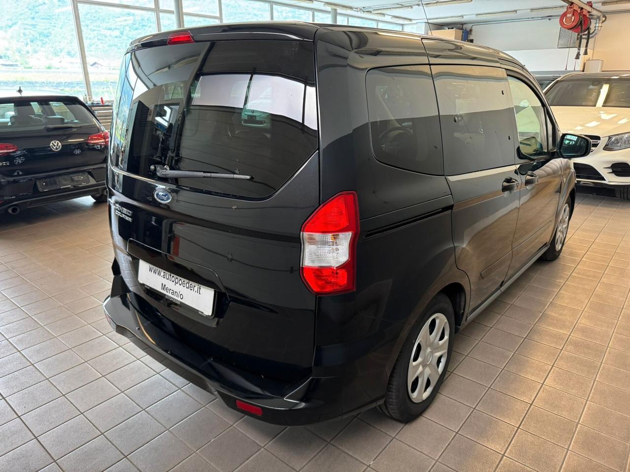 Ford Tourneo Courier Tourneo Courier 1.5 TDCI 100 CV S&S Sport