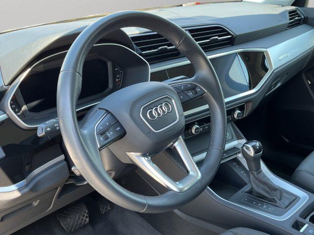 AUDI Q3 SUV 35 tdi STRONIC BUSINESS