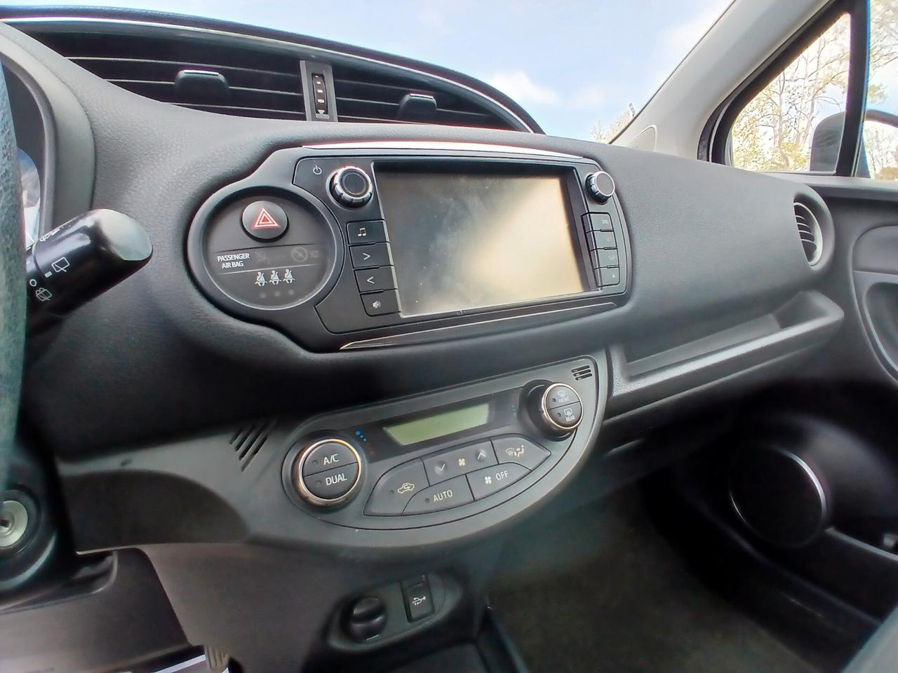 Toyota Yaris 1.4 D-4D 5 porte Lounge