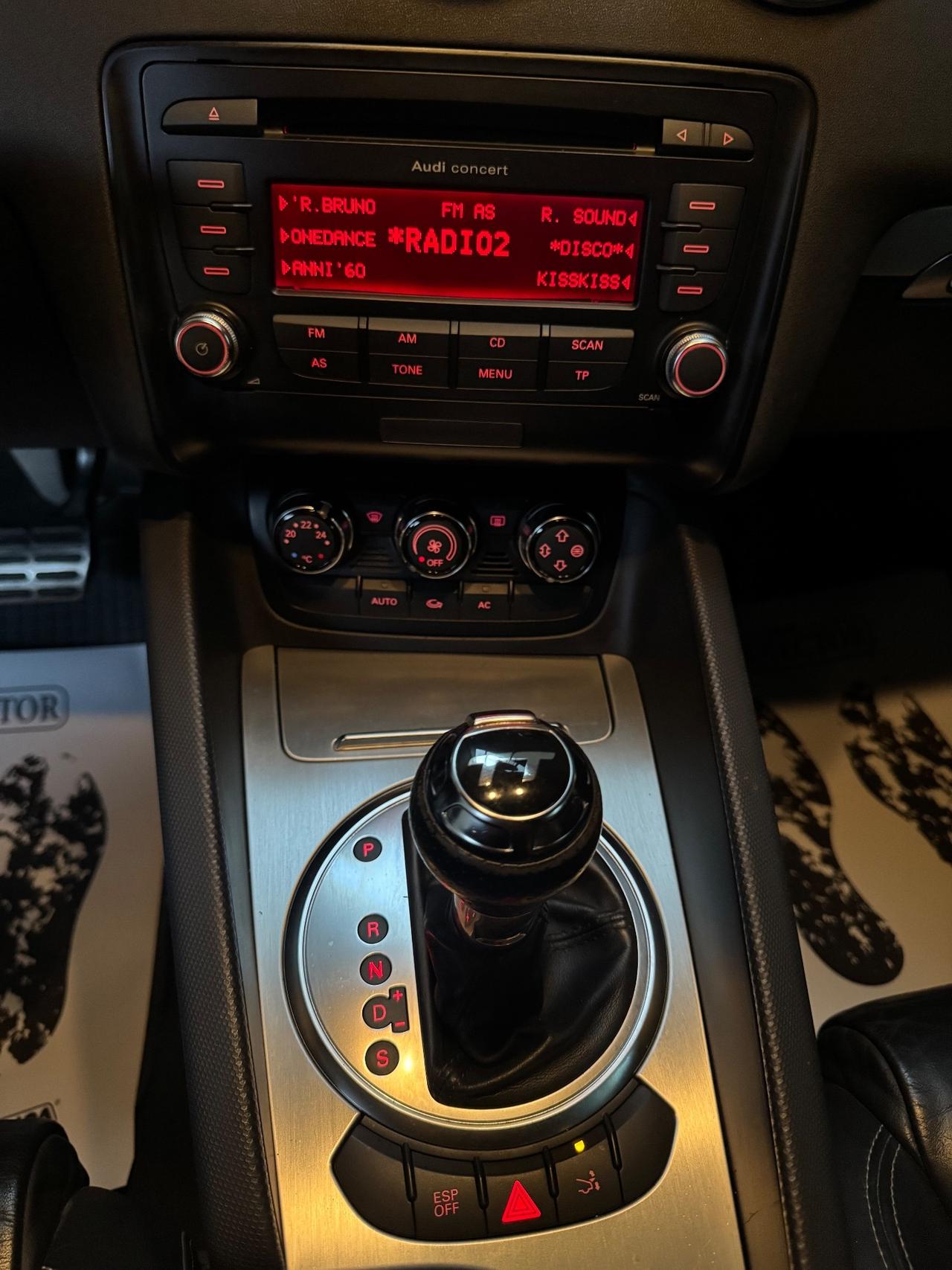 Audi TT S-Line Coupe 2.0 tfsi 260CV Cambio Automatico