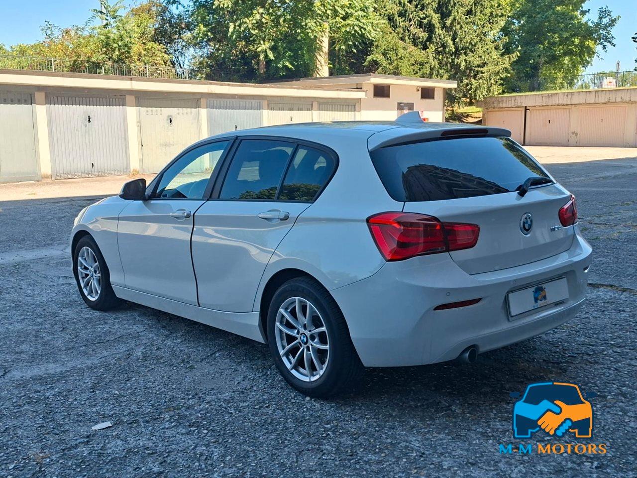BMW 118 d Advantage 5p auto