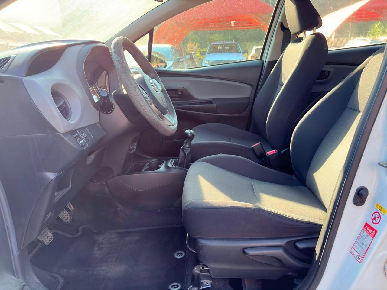 Toyota Yaris 1.0 5 porte Lounge