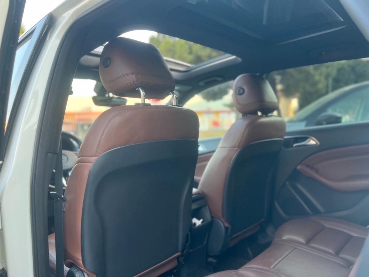 Mercedes Classe B180 TETTO APRIBILE PREMIUM - 2013