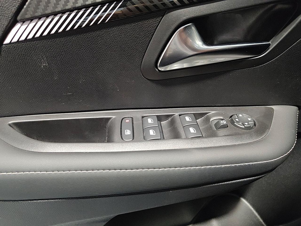 Peugeot 208 PureTech 100 Stop&Start 5 porte Allure