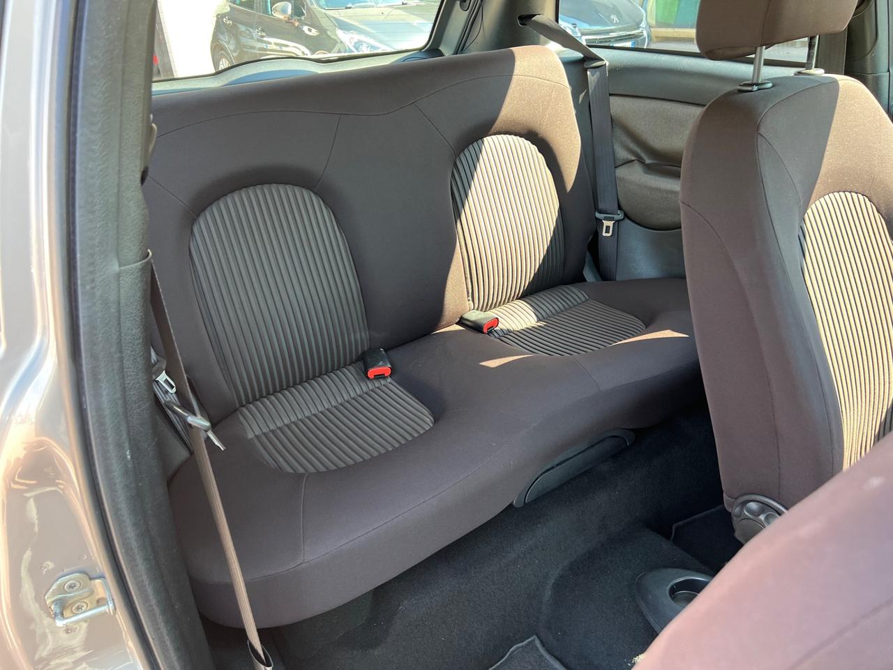 Lancia Ypsilon 1.4 Argento Ecochic GPL