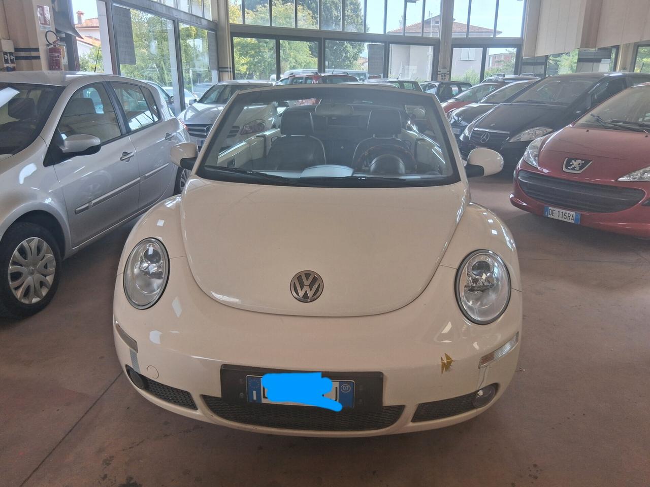 Volkswagen New Beetle 1.4 16V Cabrio