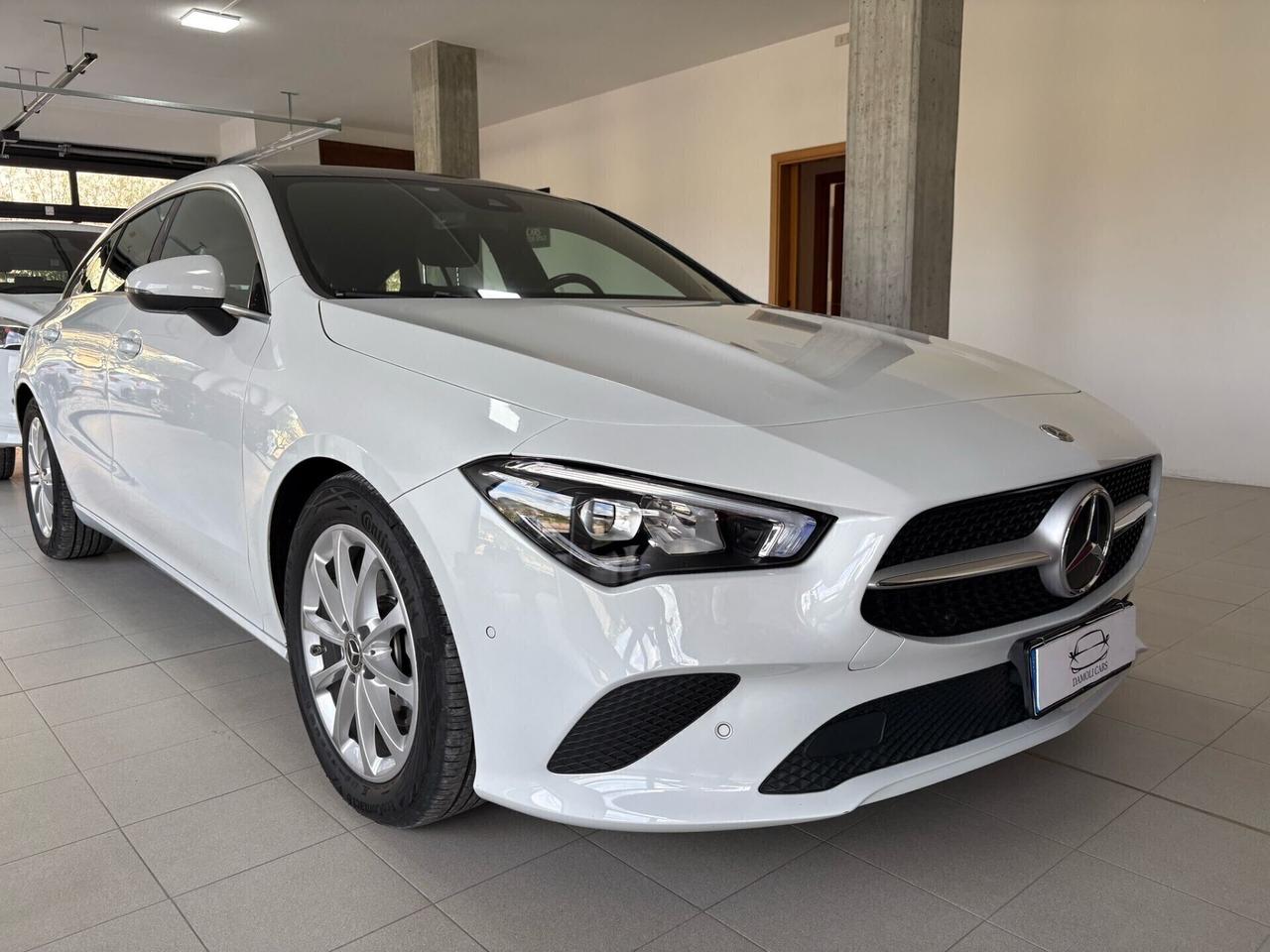 MERCEDES-BENZ CLA 180D SHOOTING BRAKE AUTO TETTO -