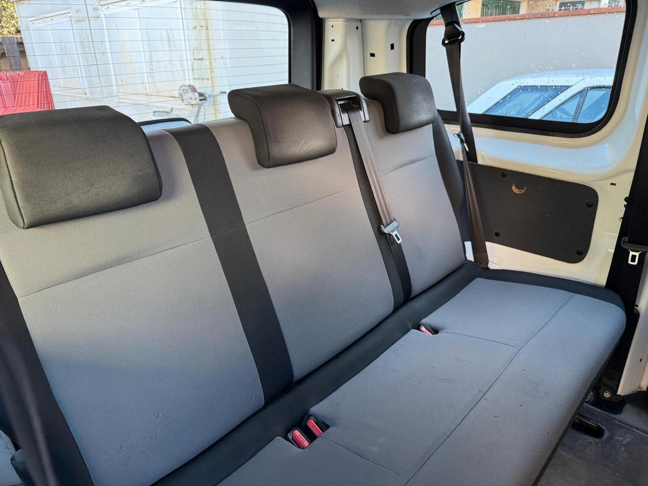 Peugeot Expert BlueHDi 120 S&S PL-TN Combi Standard PERFETTO FATTURABILE