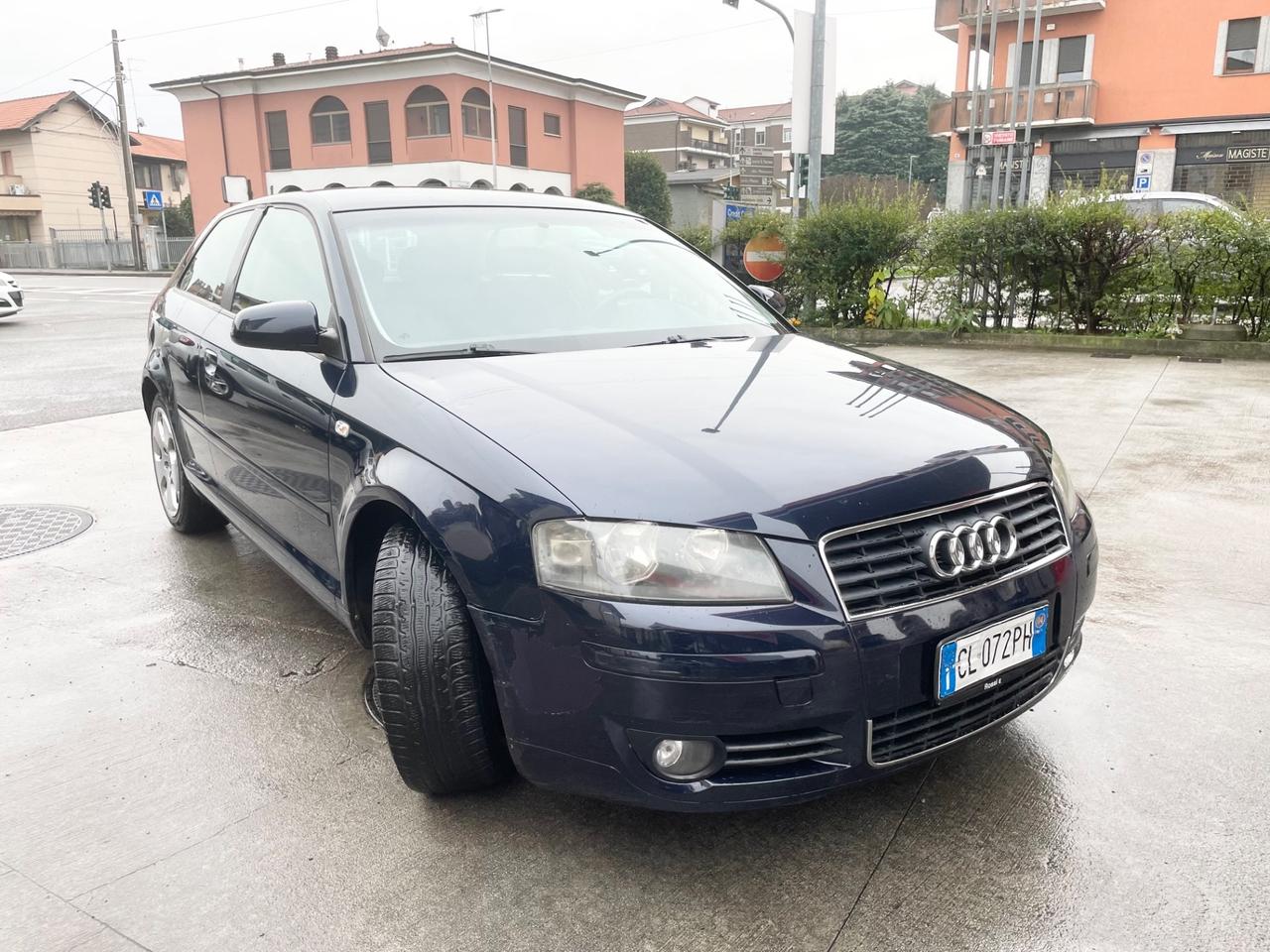 Audi A3 1.6 FSI *DA SISTEMARE / X COMMERCIANTIi