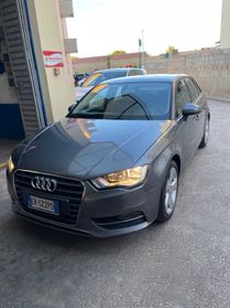 Audi A3 SPB 1.6 TDI 105 CV CR Ambition