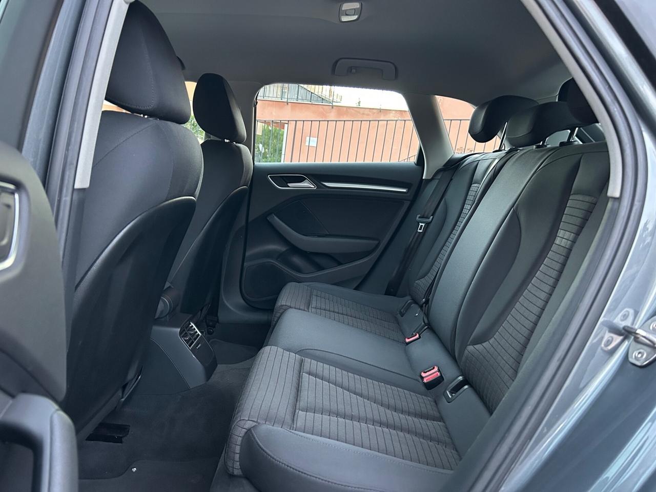 Audi A3 SPB 1.6 TDI strafull!!!!