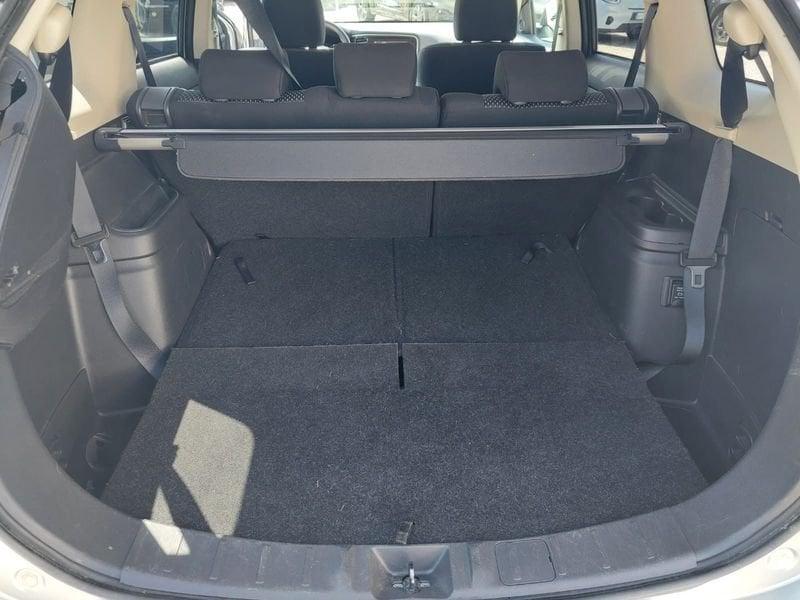 Mitsubishi Outlander Outlander 2.0 4WD GPL Bi-fuel CVT Instyle SDA 7 posti