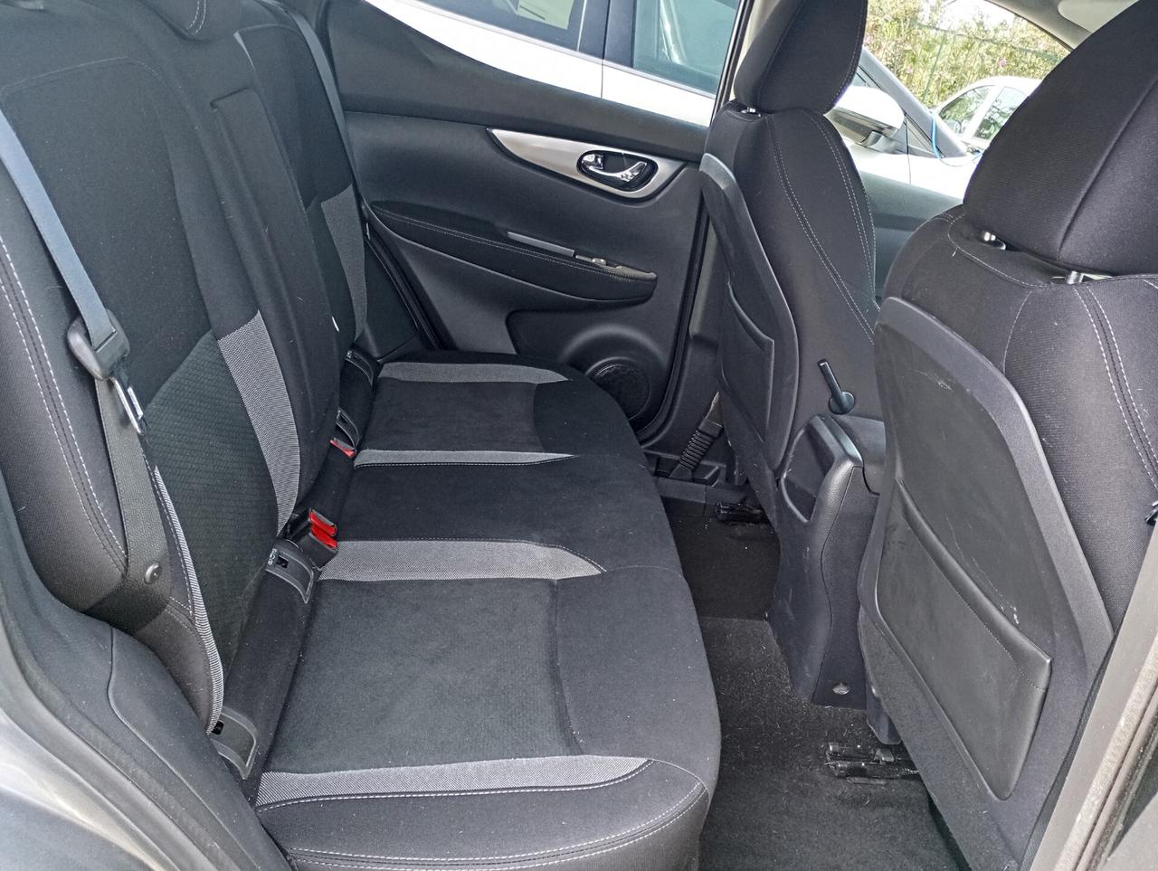 Nissan Qashqai 1.2 DIG-T N-Connecta