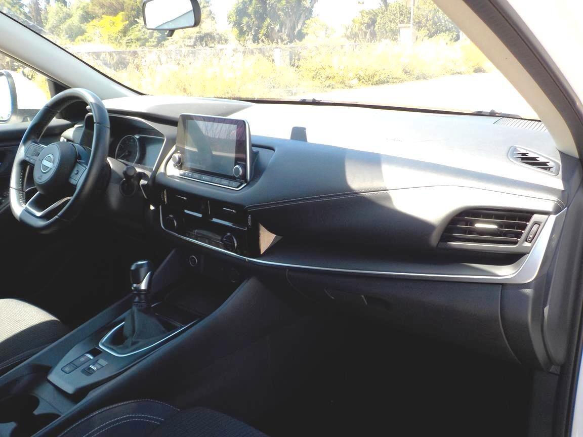 Nissan Qashqai MHEV 140 CV Business