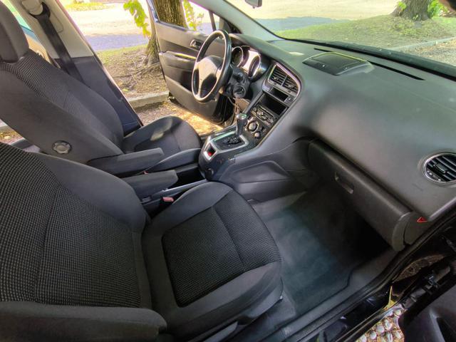 PEUGEOT 5008 BlueHDi 120 CV AUTOMATICA