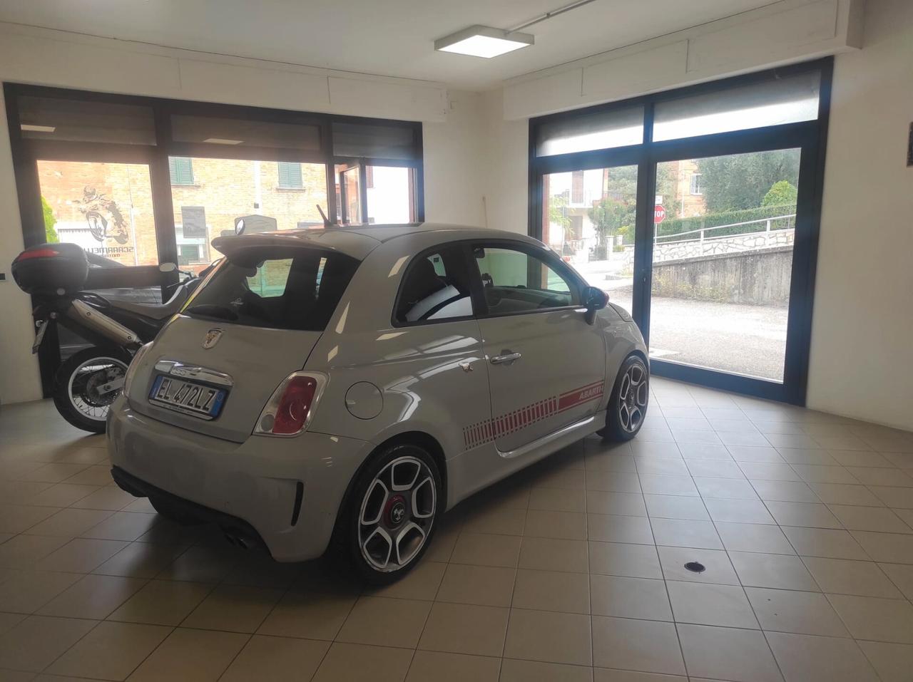 Abarth 500 con kit EsseEsse 1.4 Turbo T-Jet 160 CV Turismo