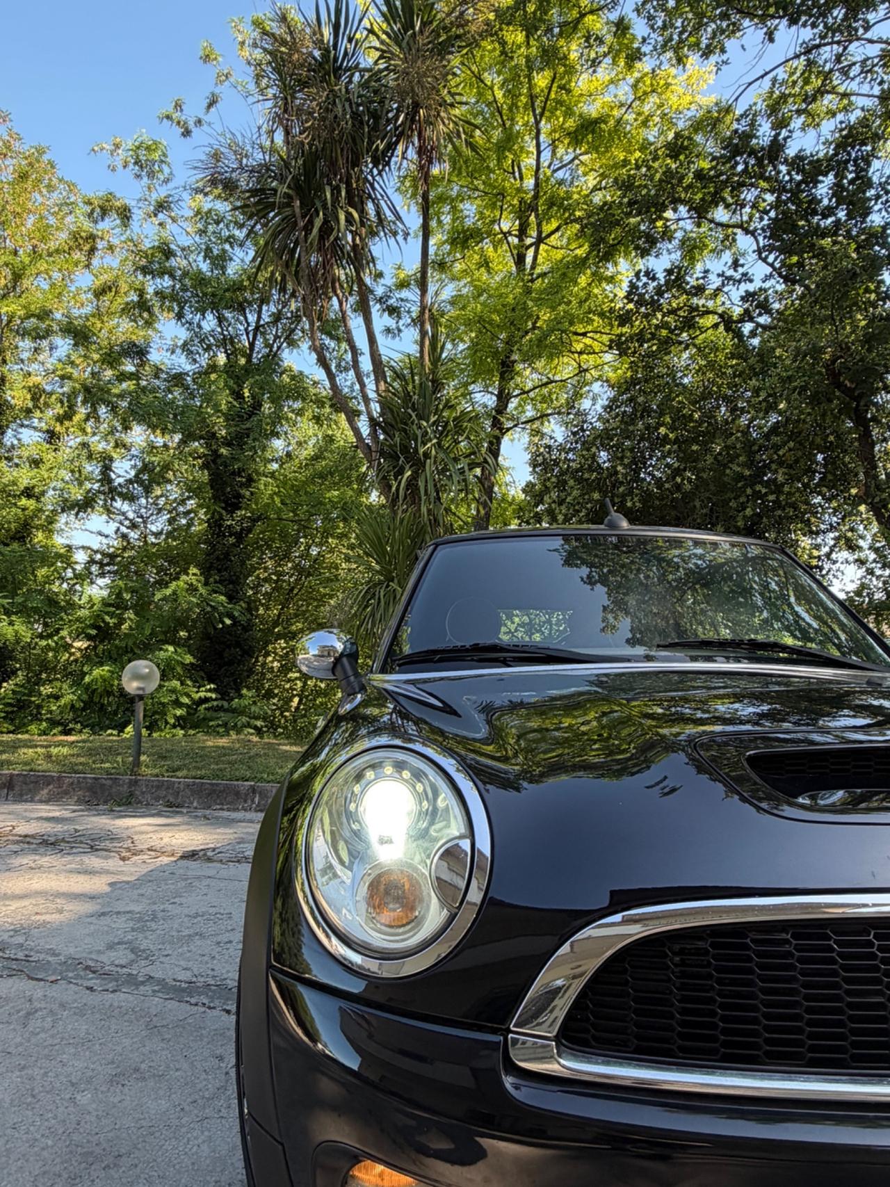Mini John Cooper Works Cabrio S JHON