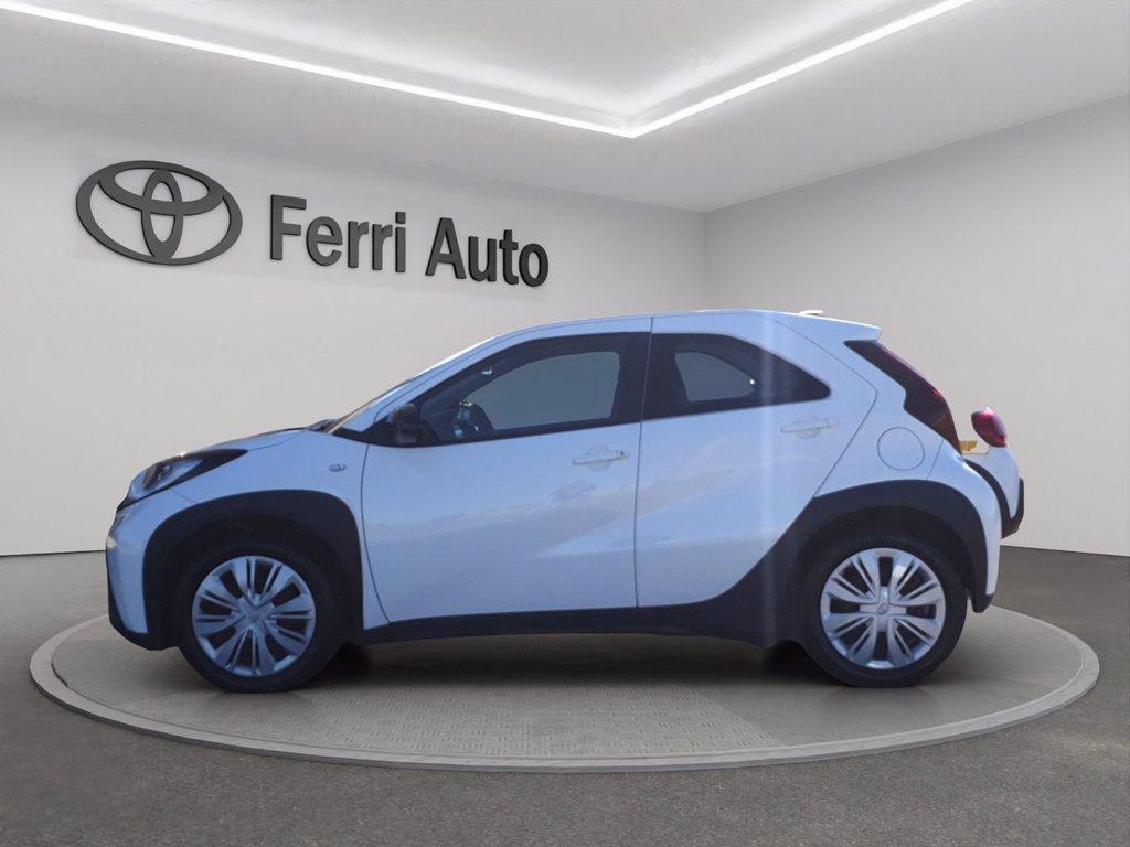 TOYOTA Aygo x 1.0 active 72cv del 2022