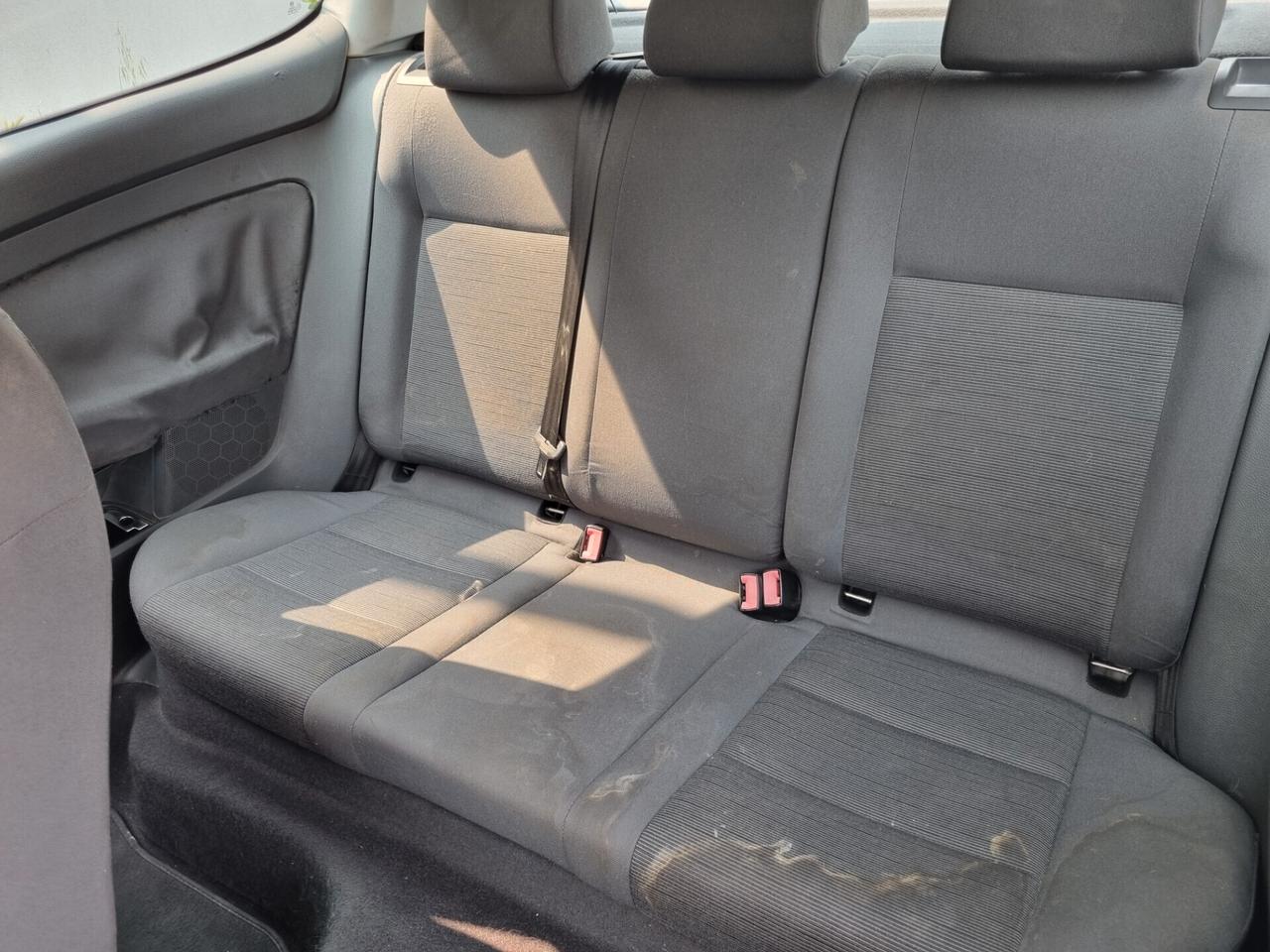 Volkswagen Golf 2.0 16V TDI 3p. Comfortline