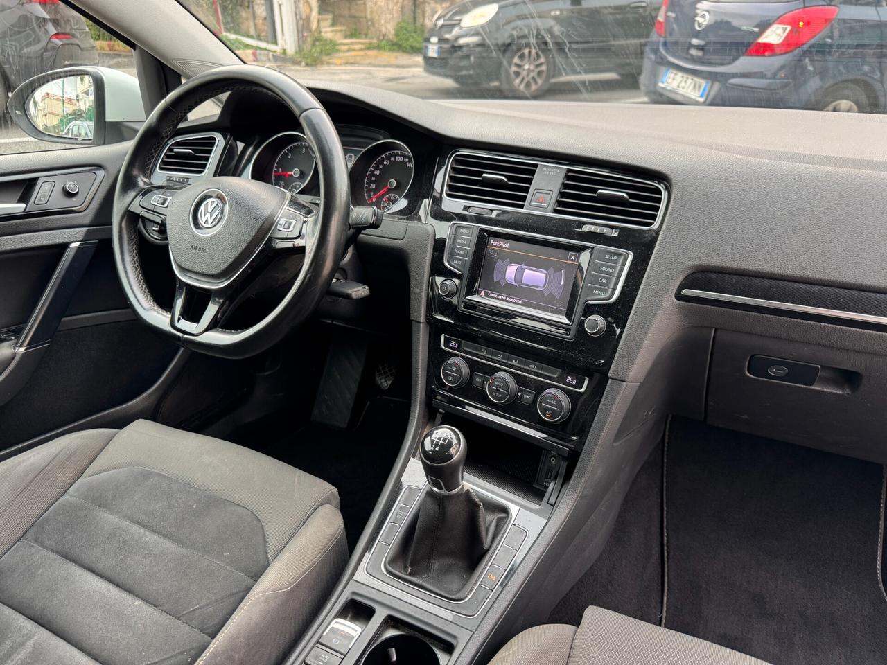 Volkswagen Golf 7 VII Business 1.6 TDI 105 CV 5p. Highline BlueMotion Tech.