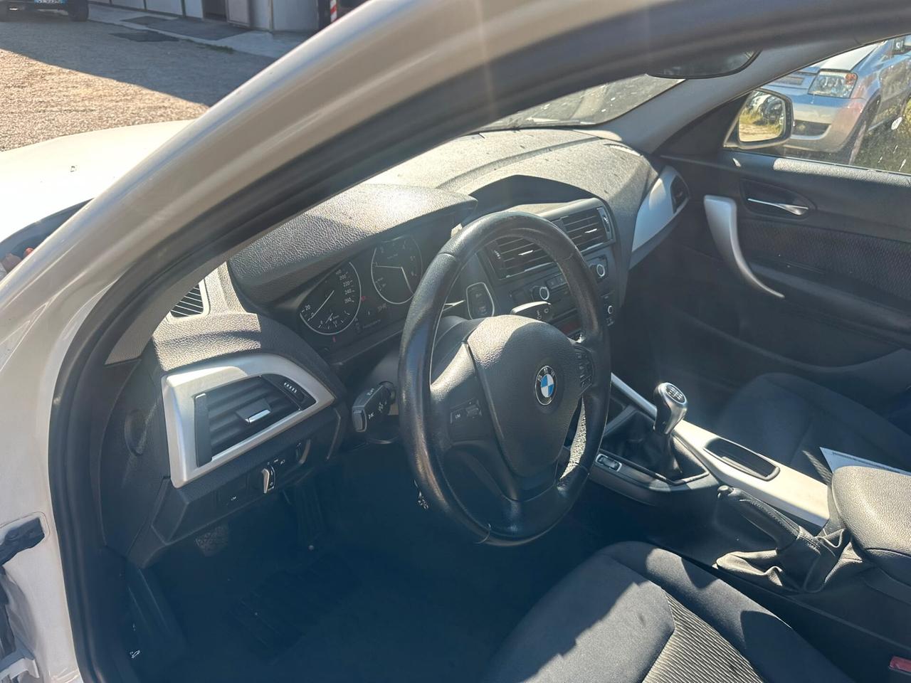 Bmw 116 116d 5p. Efficient Dynamics Urban