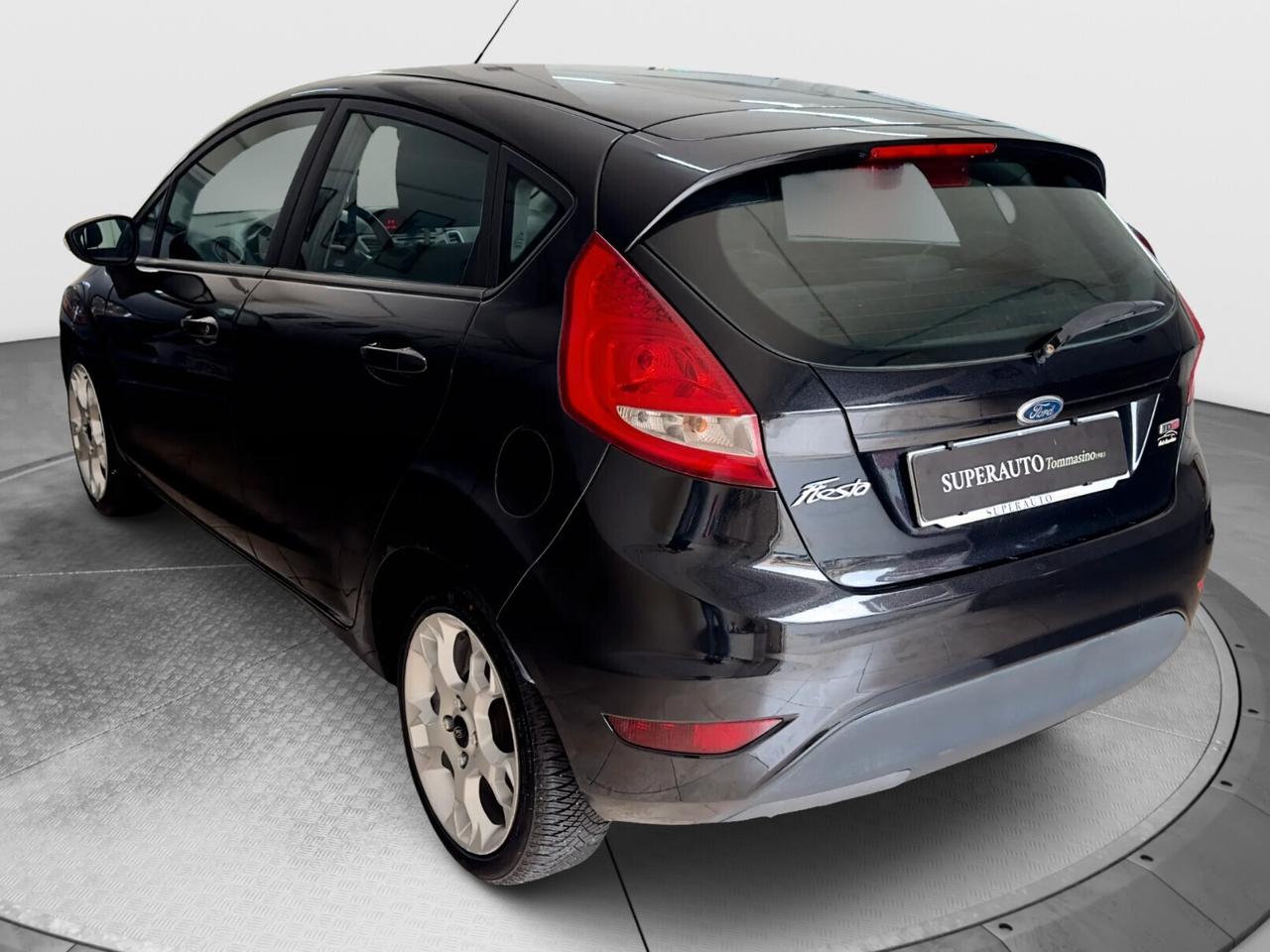 Ford Fiesta 1.4 TDCi 5p. Titanium