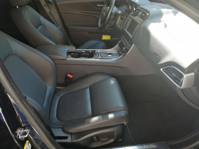 JAGUAR XE 2.0 D Turbo 180 CV AWD aut. R-Sport