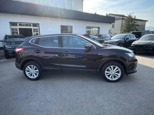 NISSAN Qashqai 1.2 DIG-T Acenta