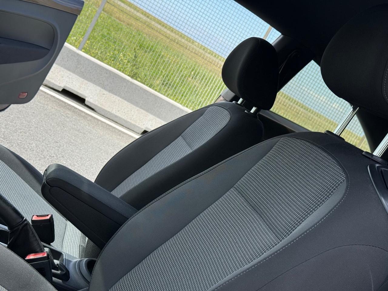 Volkswagen Maggiolino 1.6 TDI -105 CV-PERMUTABILE