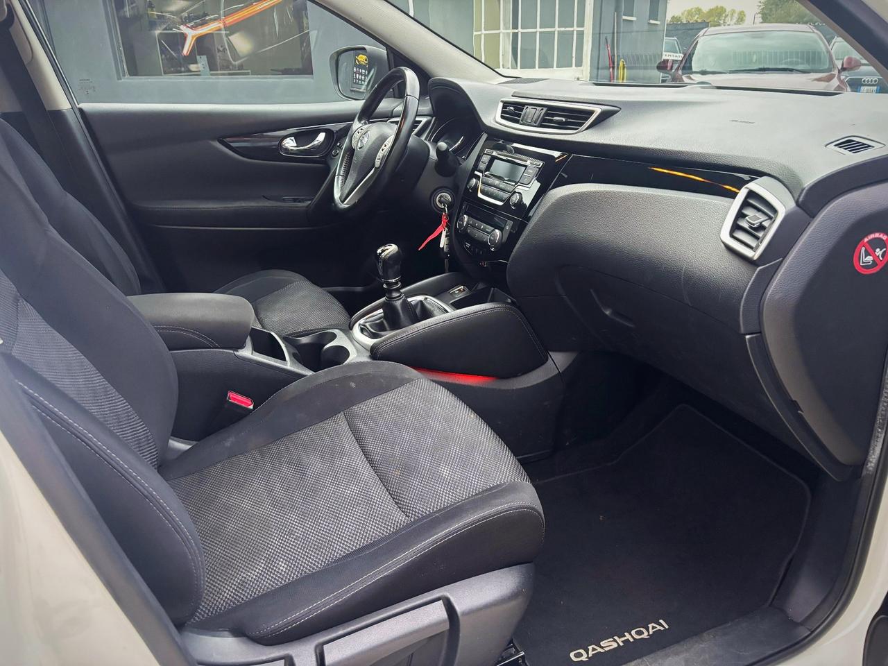 Nissan Qashqai 1.5 dCi N-Vision Garanzia 12 Mesi