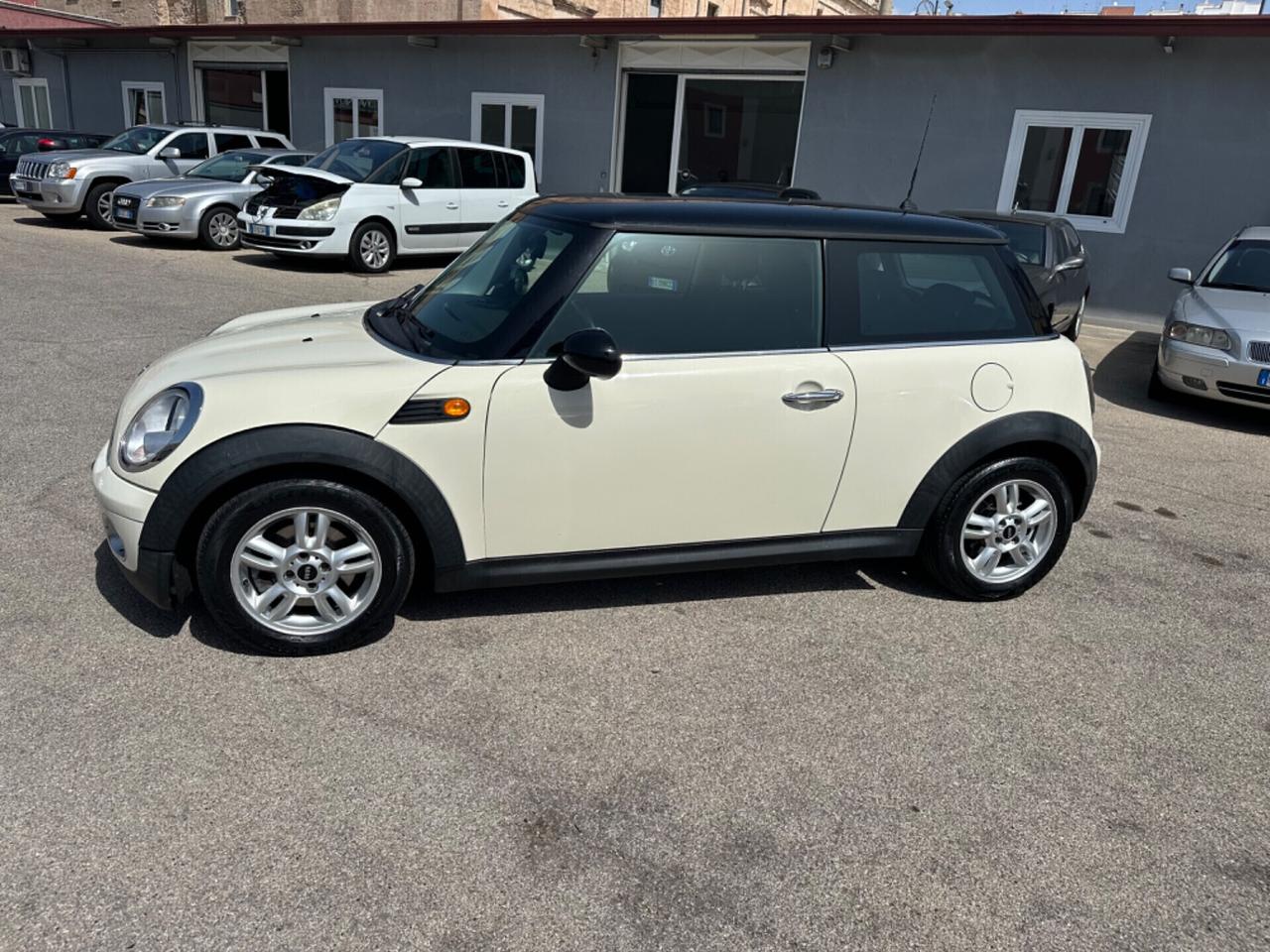 LEGGI ANNUNCIO UNICOPROPRIETARIO