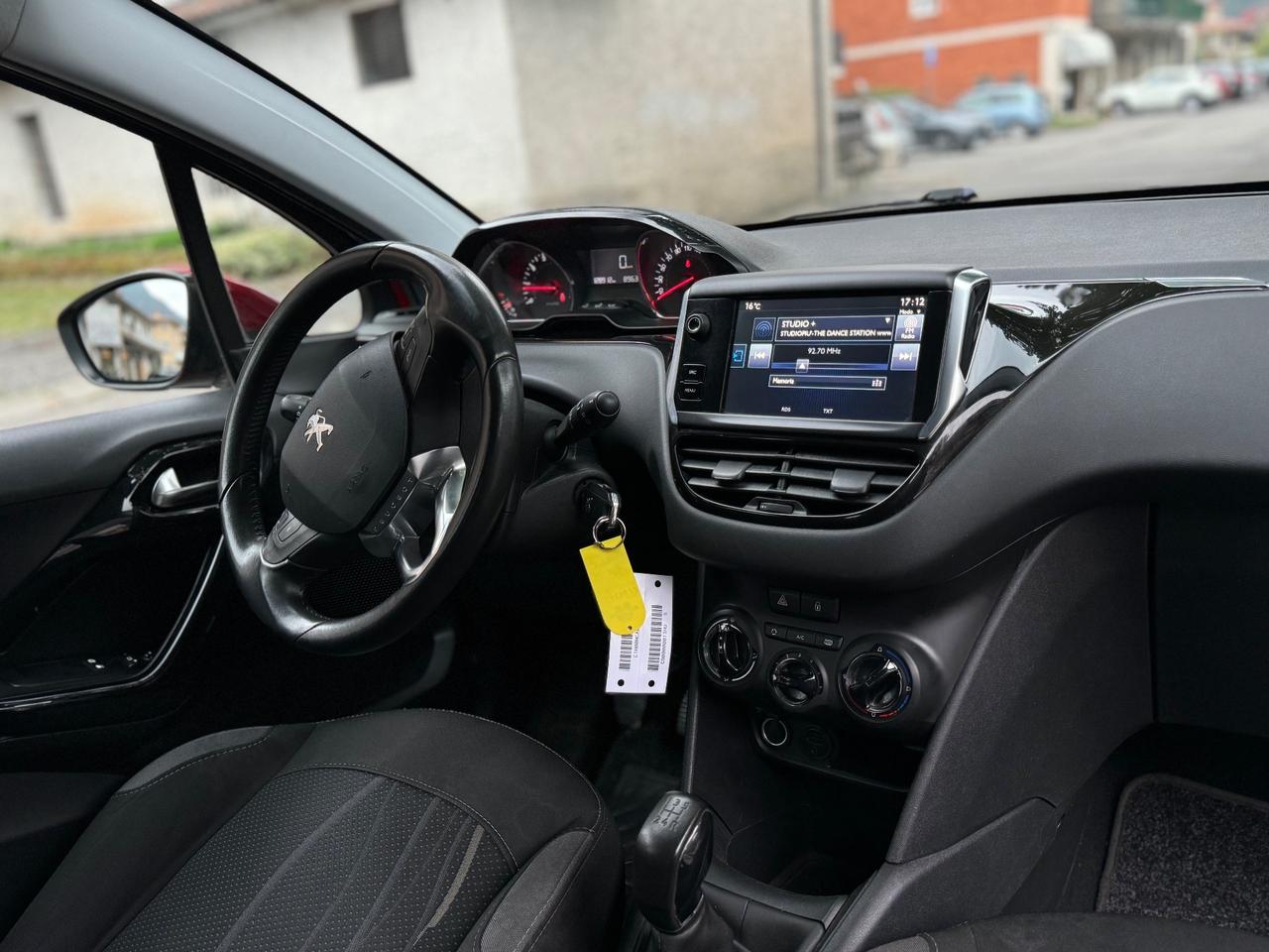 Peugeot 208 5 porte - NEOPATENTATI - PROMO FINO A FINE MESE