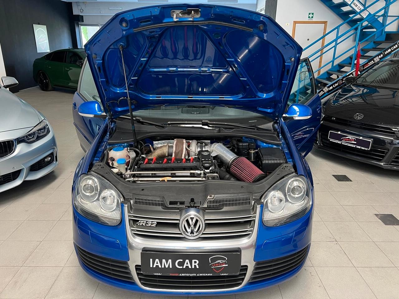 Volkswagen Golf 3.2 VR6 4mot. 3p. DSG R32