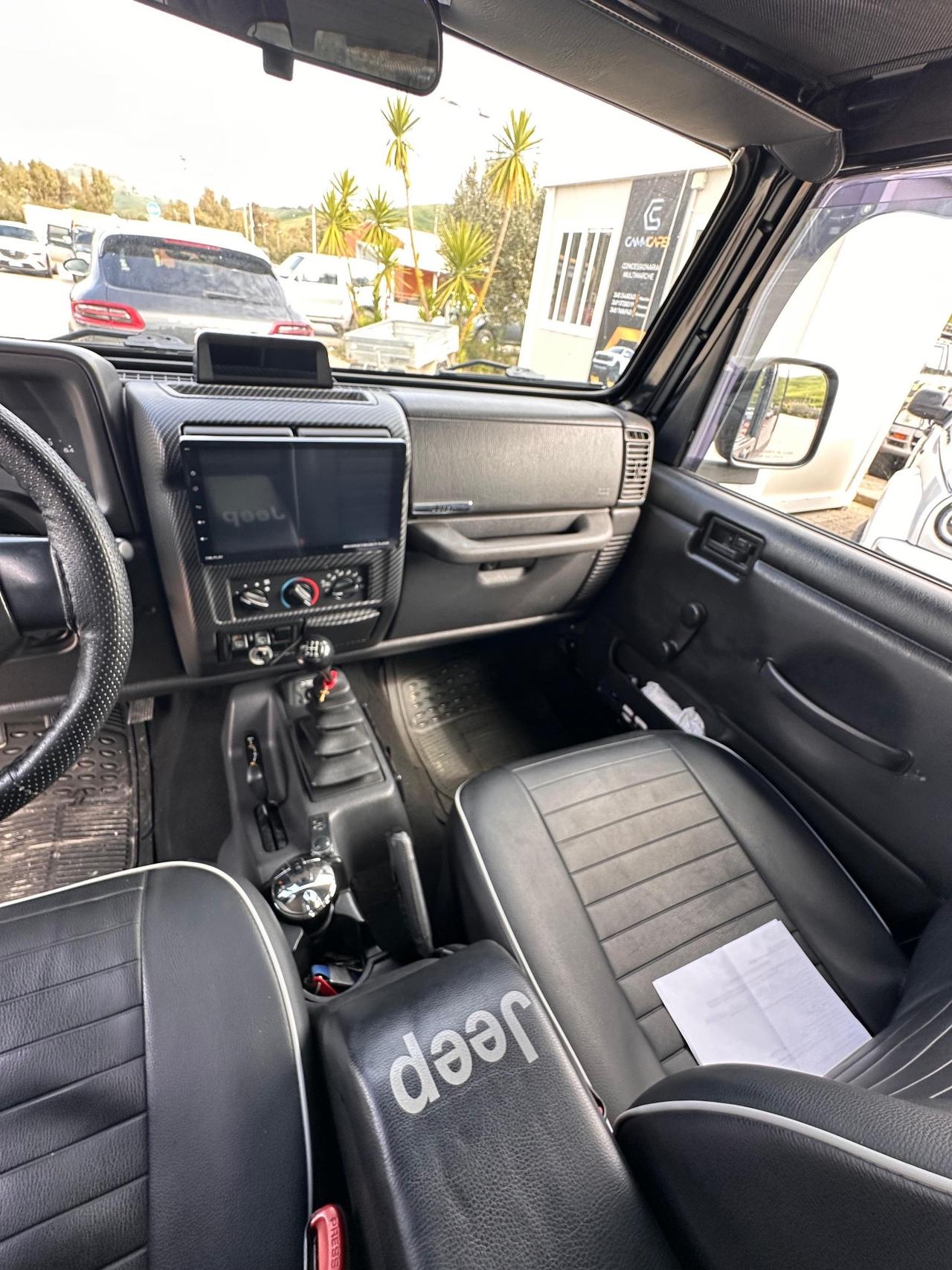 Jeep Wrangler 4.0 cat Sport
