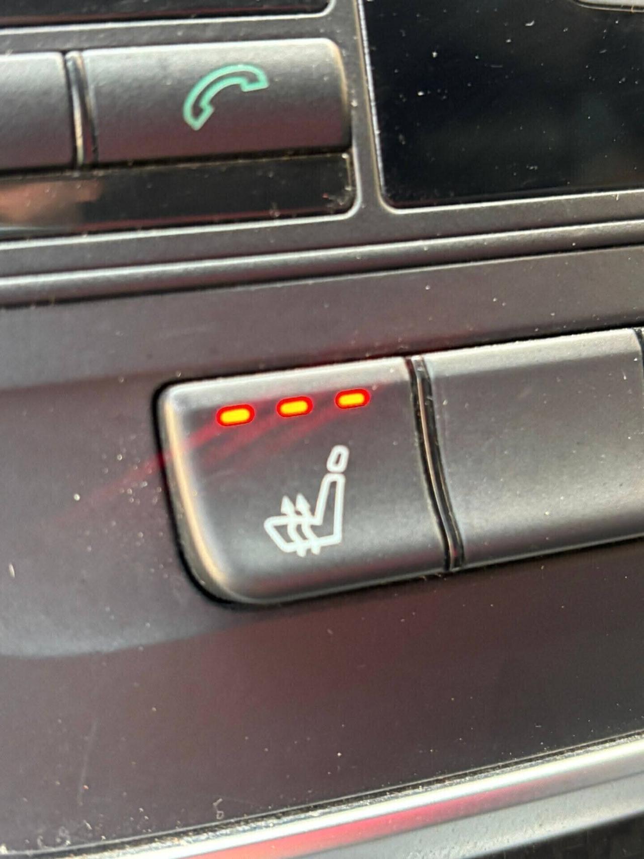 Mercedes-benz GLA 200 CDI Sport/;.''"!