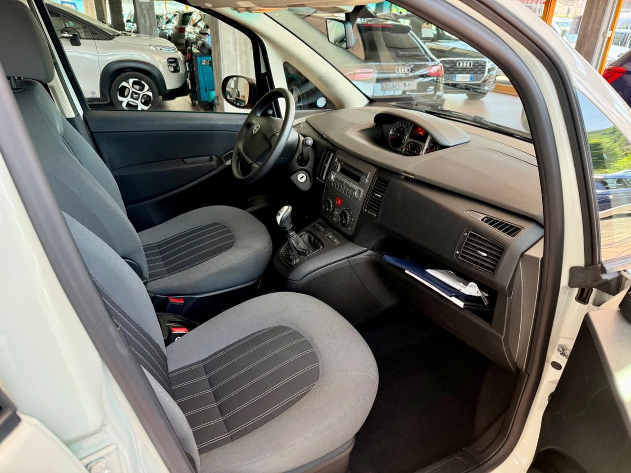 Lancia Musa 1.4 benz 95cv Neopatentati