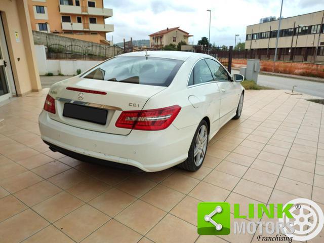 MERCEDES-BENZ E 250 CDI Coupé BlueEFFICIENCY Avantgarde